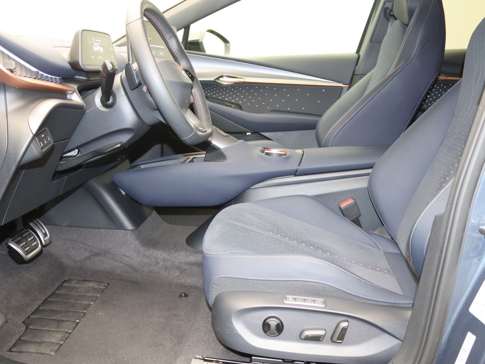 Cupra Tavascan - Bild 11