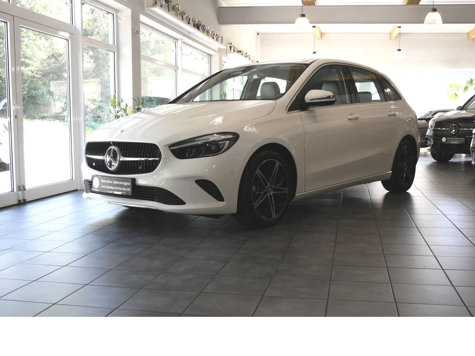 Fahrzeugabbildung Mercedes-Benz B 200 Progres.Advanced*Totwinkel*Memory*AHK*360°