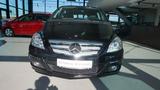 Mercedes-Benz B 200 AUTOMATIK+SITZHEIZUNG+TEMPOMAT+PDC - gebrauchte Mercedes-Benz B-Klasse aus dem Jahr 2011
