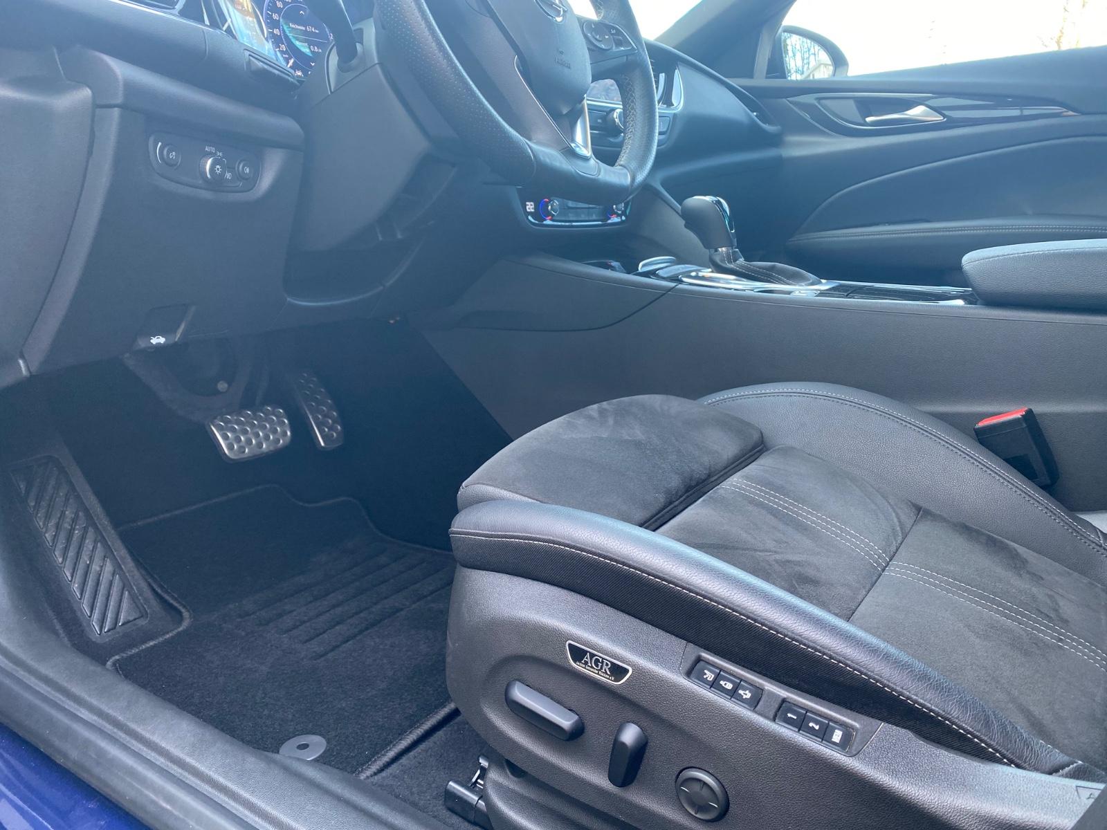 Opel Insignia B Sports Tourer Ultimate*VOLL!!*