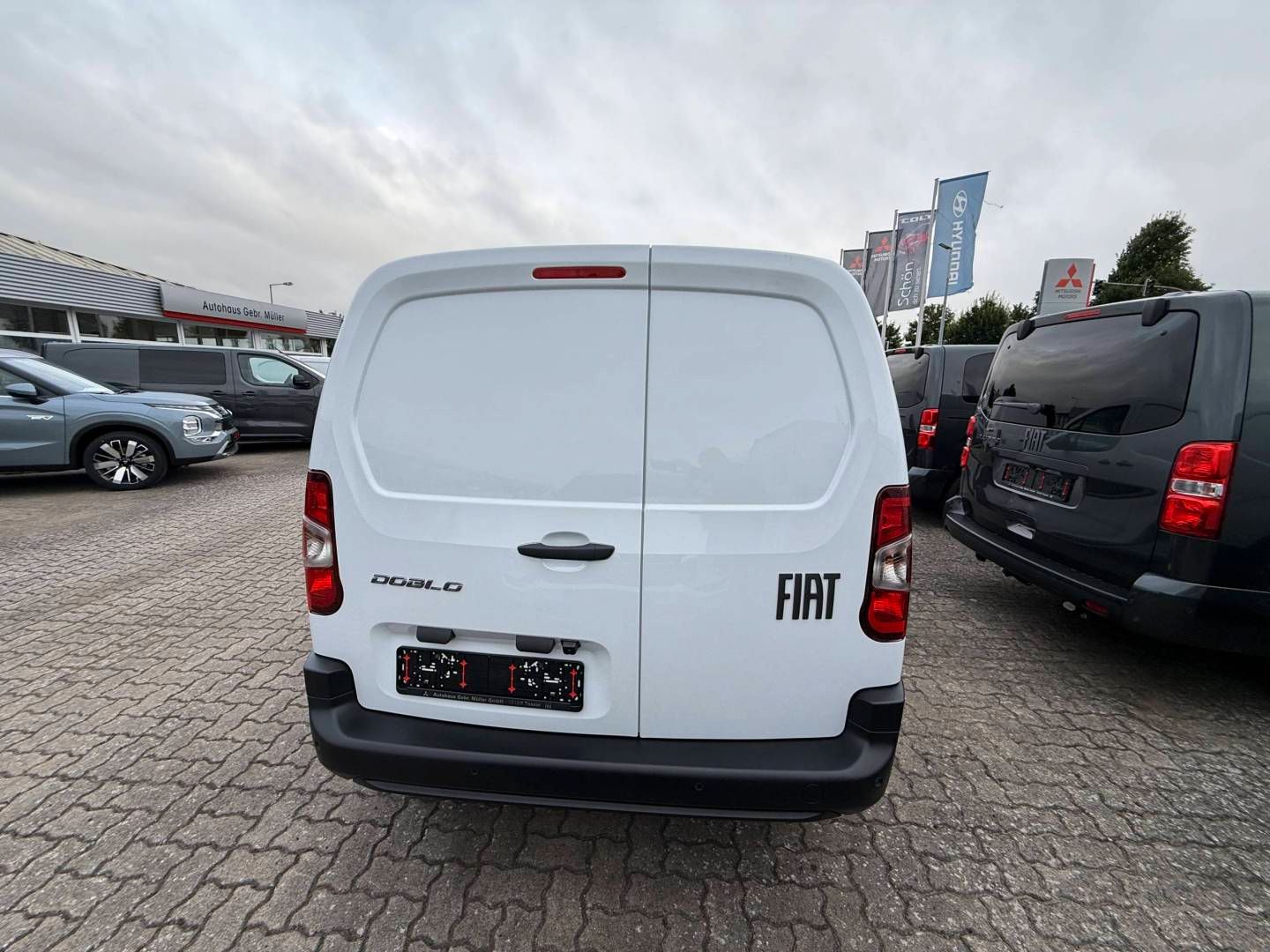 Fahrzeugabbildung Fiat Doblo XL