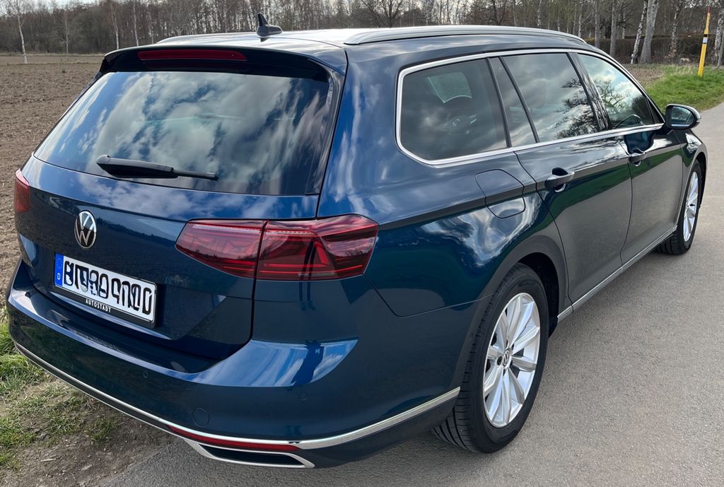 Image of Volkswagen Passat Variant