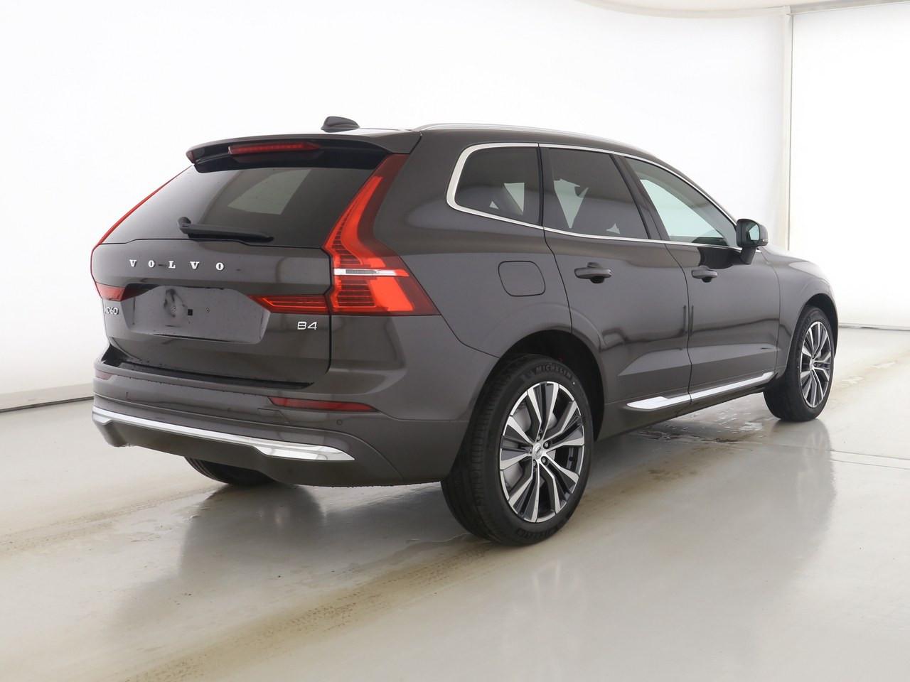 Volvo XC60 B4 Inscription 2WD !!STANDHZG+AHK+ACC+PANO!