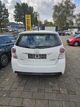 Toyota Verso 1.6l D-4D Start/Stop Comfort 5-Sitzer ... - Toyota Verso in Düsseldorf