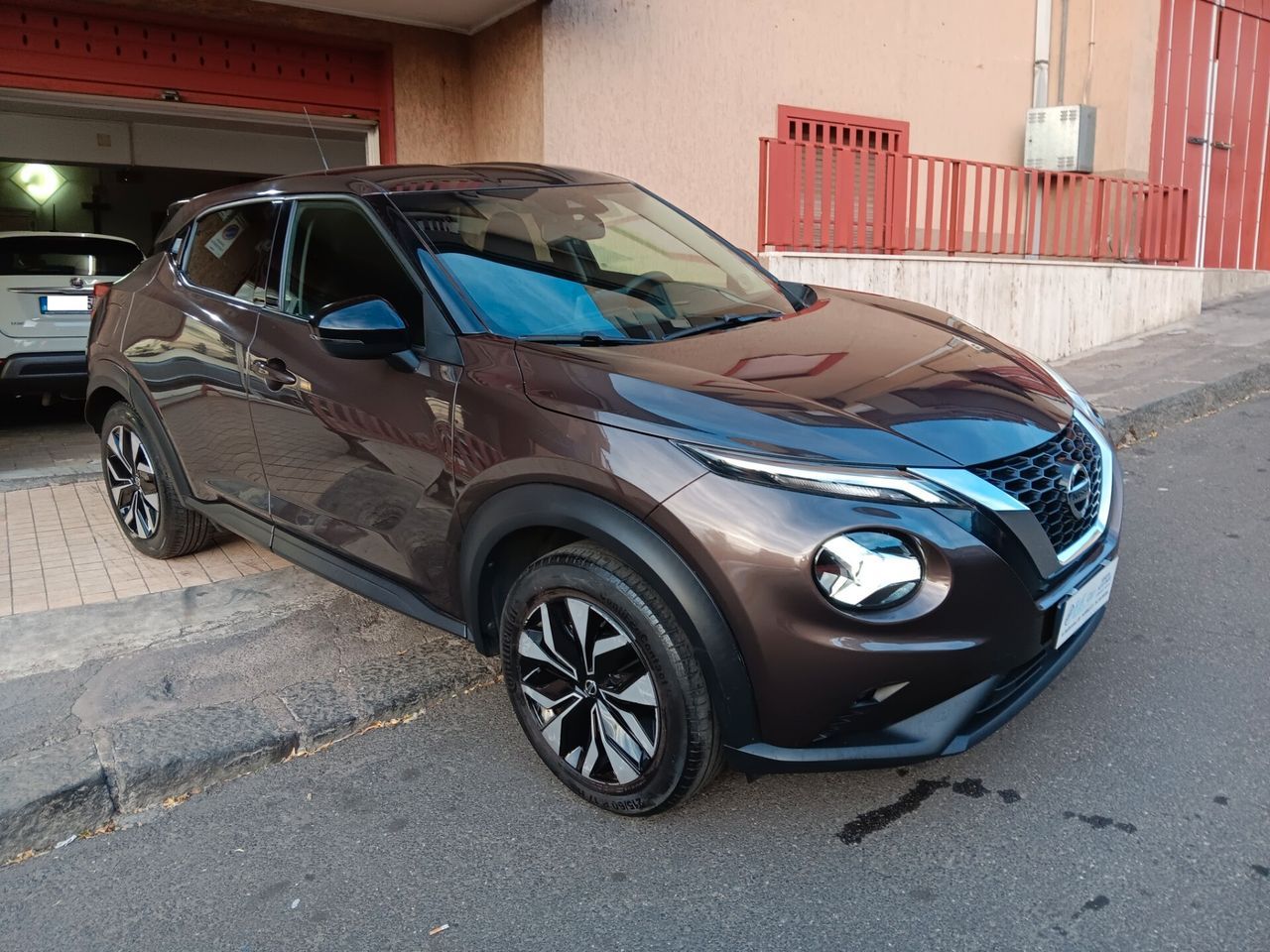 Nissan Juke 1.0 DIG-T 114 CV DCT N-Design imagem 3