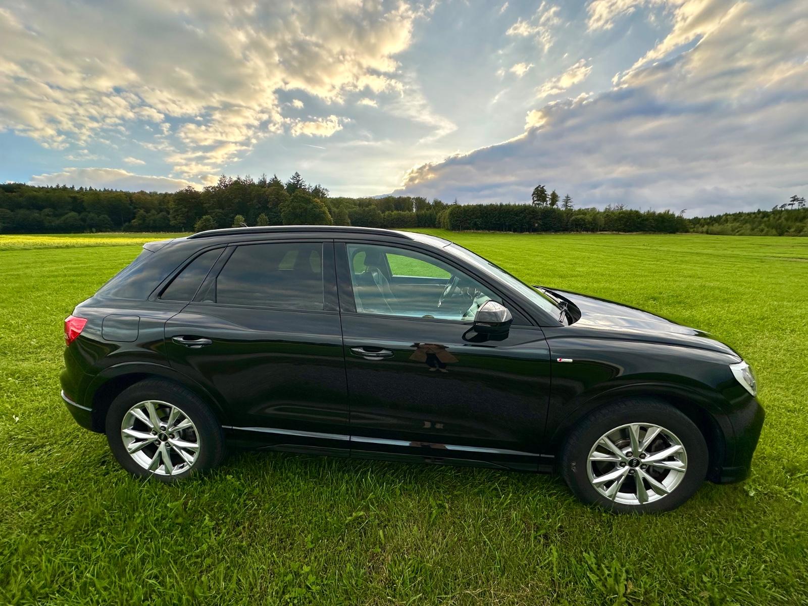 Audi Q3 40 TFSI quattro S tronic S line S line