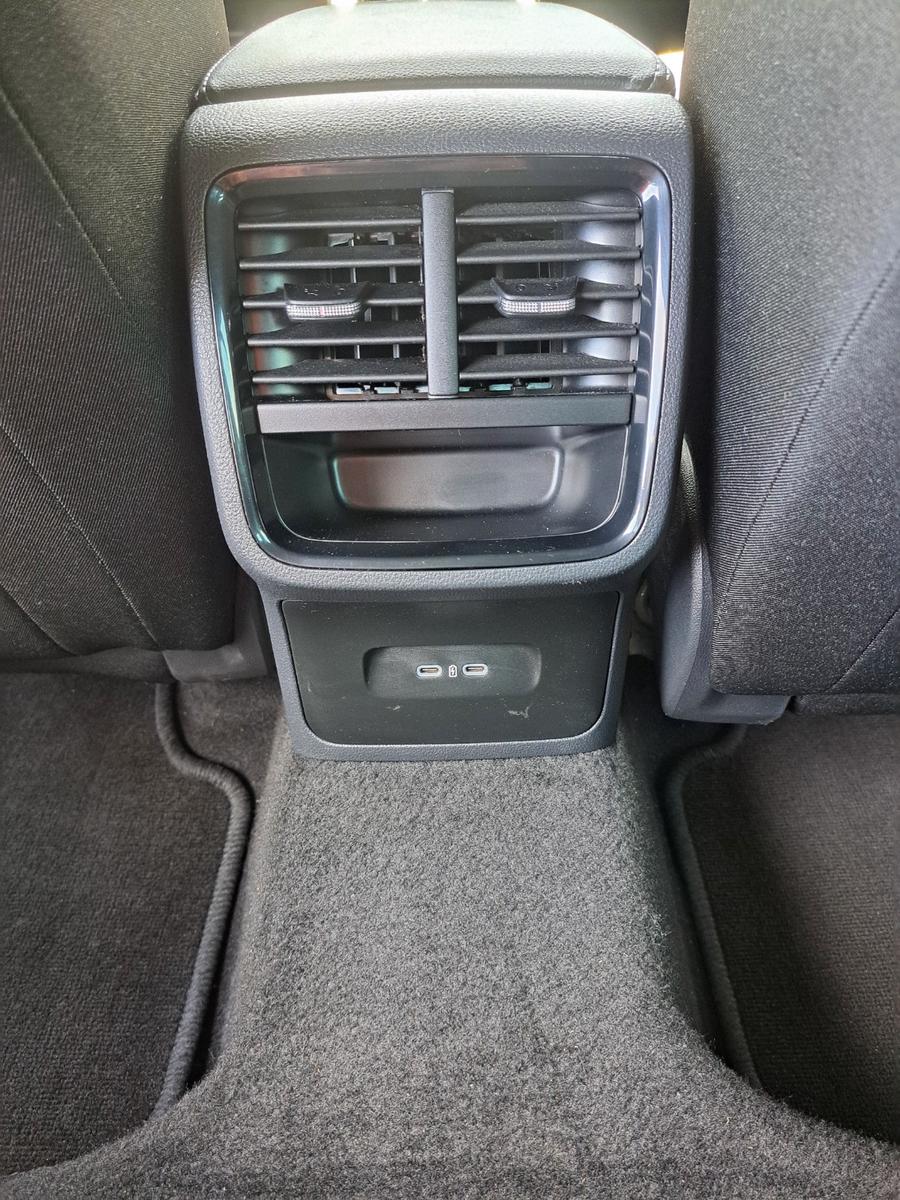 Skoda Octavia Combi Sportline 2.0 TDI DSG-LED-Navi-AHK
