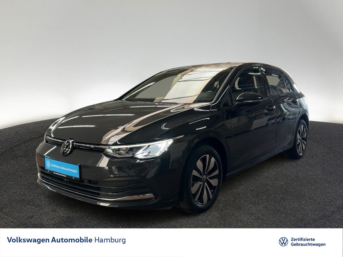 Volkswagen Golf VIII 1.0 eTSI Move DSG Rear View App Connct foto 1