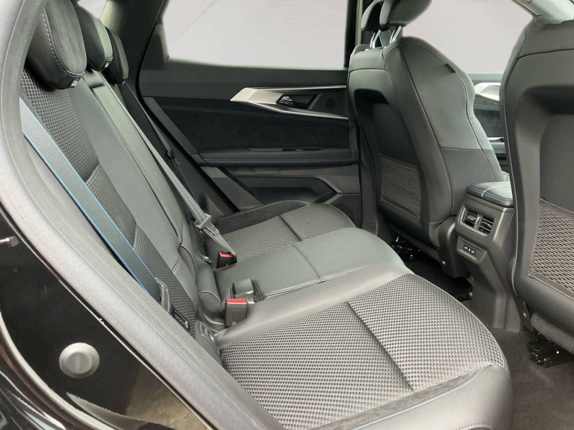 Fahrzeugabbildung Renault Austral Esprit Alpine Full Hybrid E-Tech 200