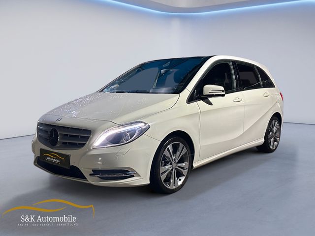 Mercedes-Benz B -Klasse B 180 /FACELIFT/PANO/SCHECKHEFT/LED