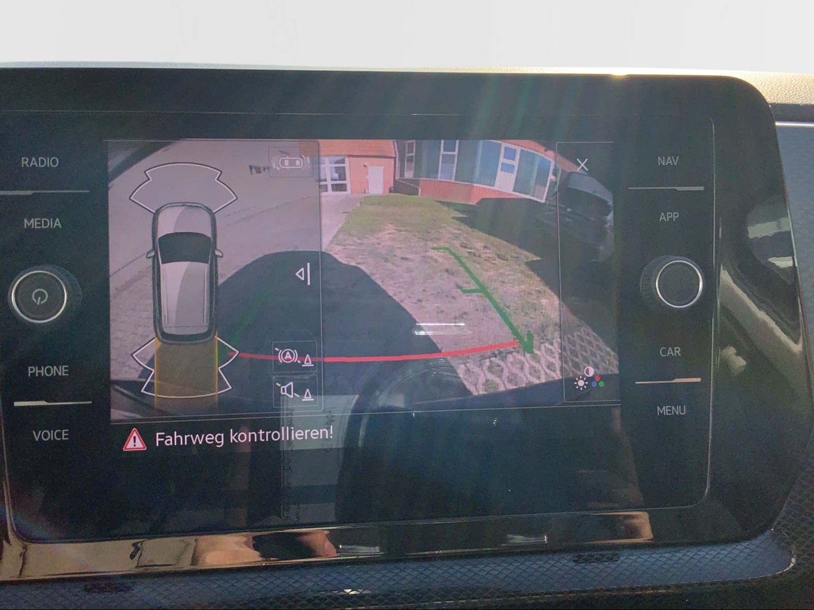 T-Cross 1.0 TSI Life SHZ, NAV, RFK, LED.