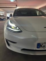 Tesla TESLA Model 3 Long Range AWD*19Zoll*82kWh*Matrix