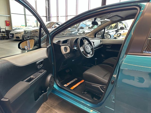 Toyota Yaris Hybrid Life *Navi*Klima*