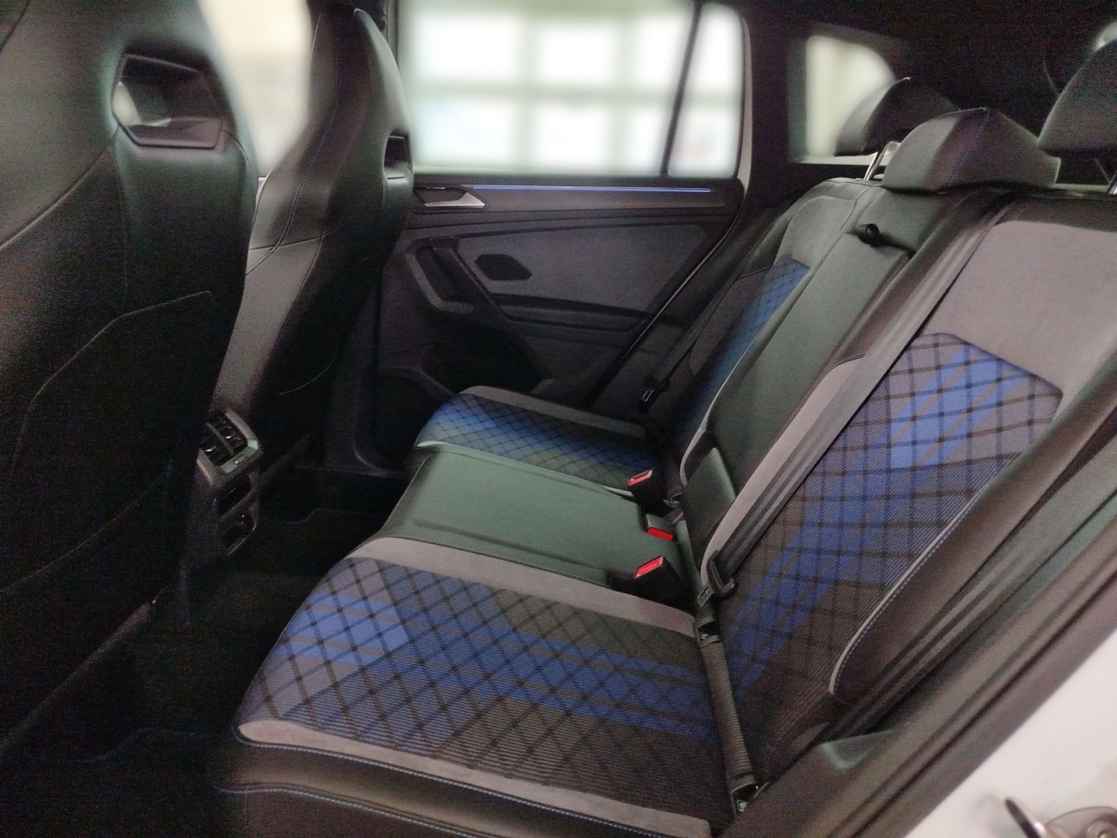 Volkswagen Tiguan - Bild 11