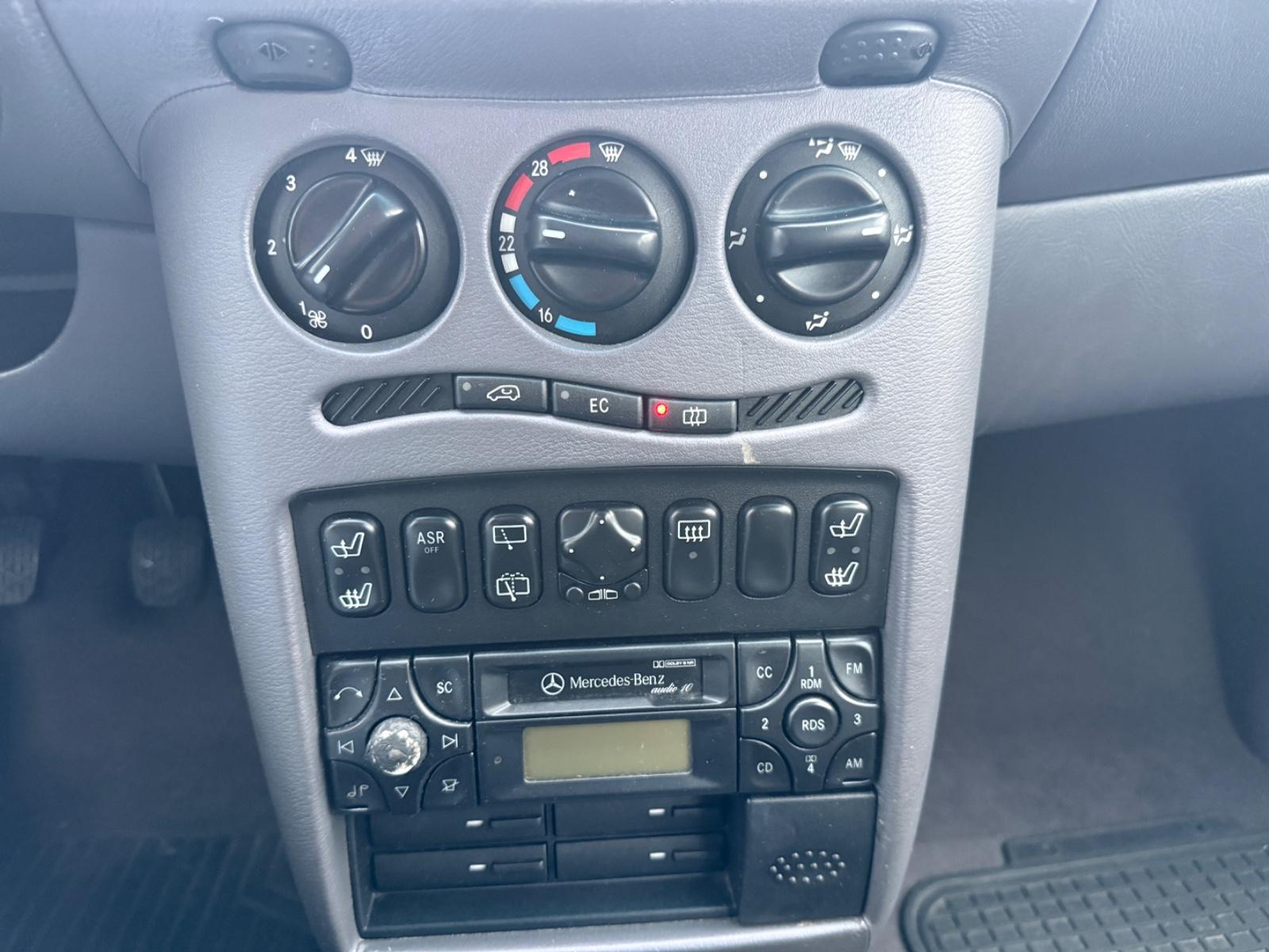 Mercedes-Benz A 190 AVANTGARDE*KLIMA*LEDER*TÜV/ASU 01/2027*TOP