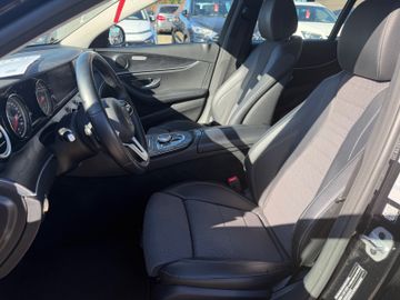 Mercedes E 200 - 10