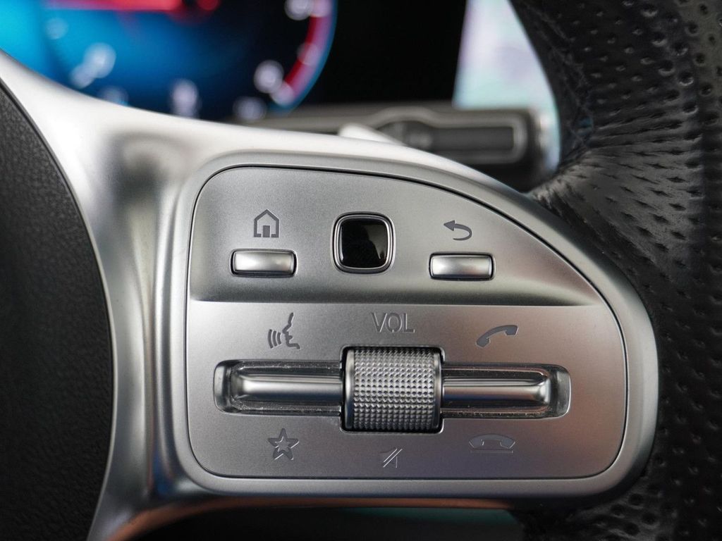 Mercedes-Benz GLE 300 d 4MATIC AMG Premium Plus | luftfederung