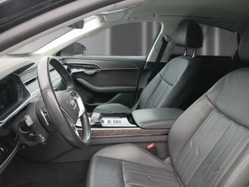 Audi A8 - 6