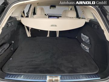 Mercedes E 200 - 11