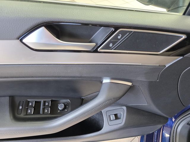 VW Passat Variant — Foto 14