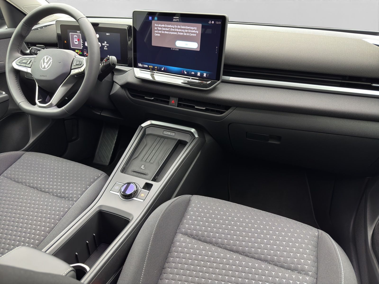 Volkswagen T-Roc 1.5 eTSI DSG LIFE LED ASSIST AHK LM17 foto 5