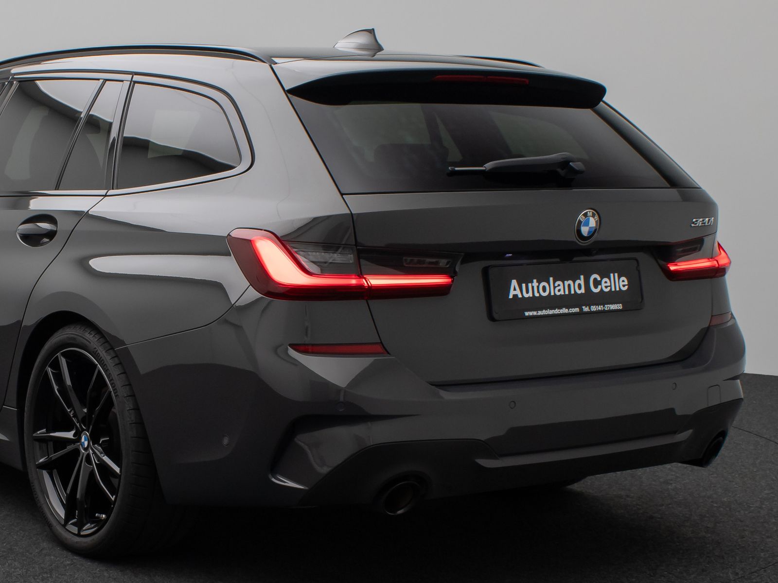 Fahrzeugabbildung BMW 320i M Sport Kamera DAB Laser Alarm Leder 19Zoll