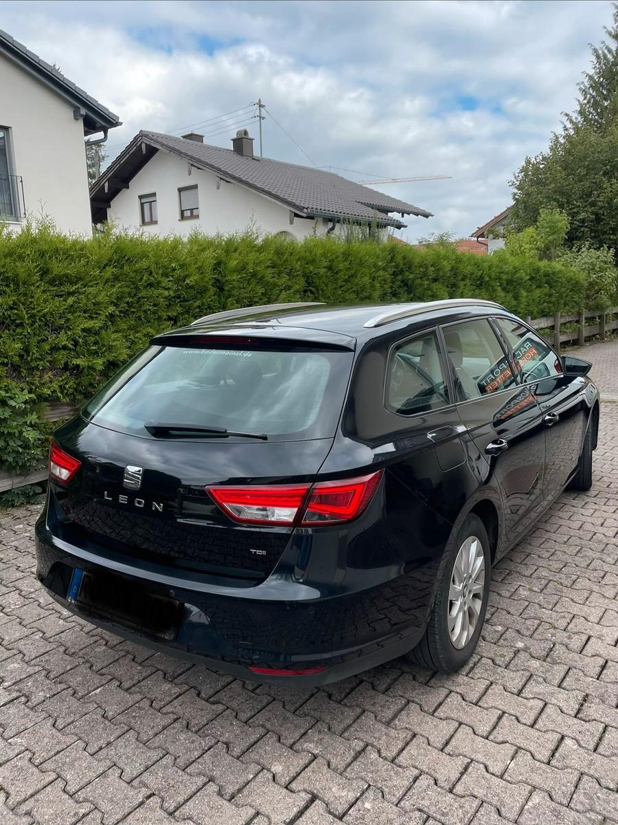 Seat Leon 2014 — interior