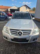 Mercedes-Benz GLK 320 CDI 4MATIC - - silberne Mercedes-Benz GLK 320