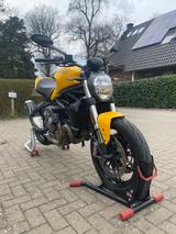 Ducati Monster 821/19 Yellow  - Offers