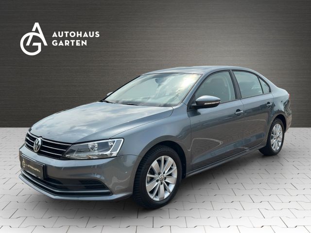 Volkswagen Jetta VI 1.2TSI Basis 1.Hand Scheckheft