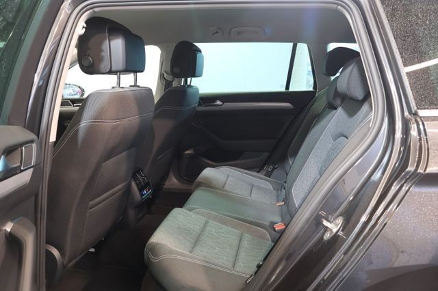 Fahrzeugabbildung Volkswagen Passat Variant Business
