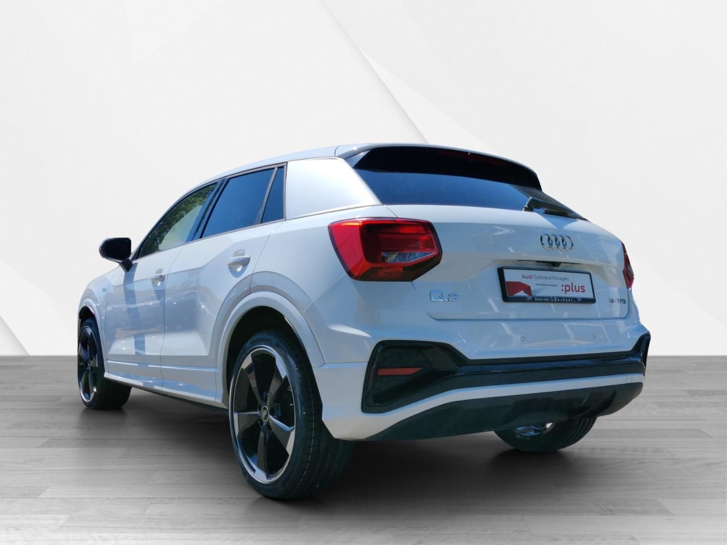 Fahrzeugabbildung Audi Q2 S line 35 TFSI Stronic Assistenzpaket Fahren