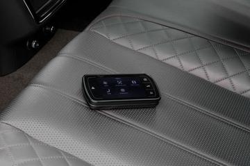 2016 Bentley BENTAYGA — миниатюра 13