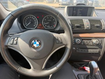 BMW 118 - 12