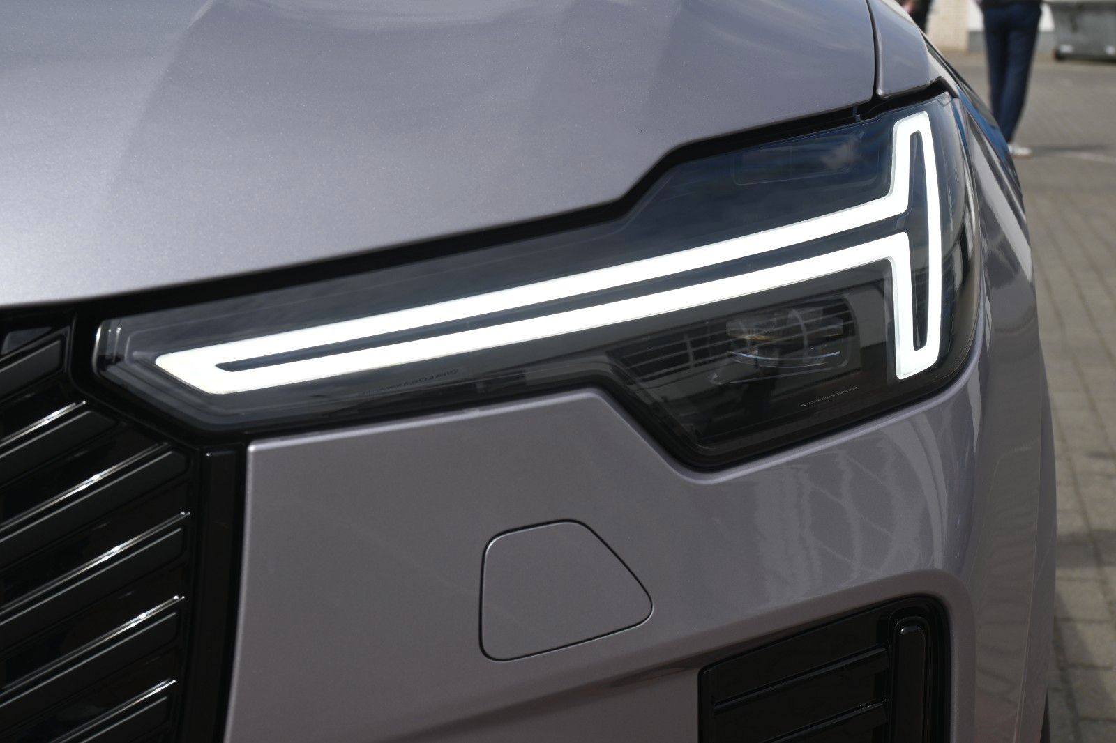 Fahrzeugabbildung Volvo XC90 T8 0,5% UltraBlack*STDHZG*360°*LUFT*ACC*AHK