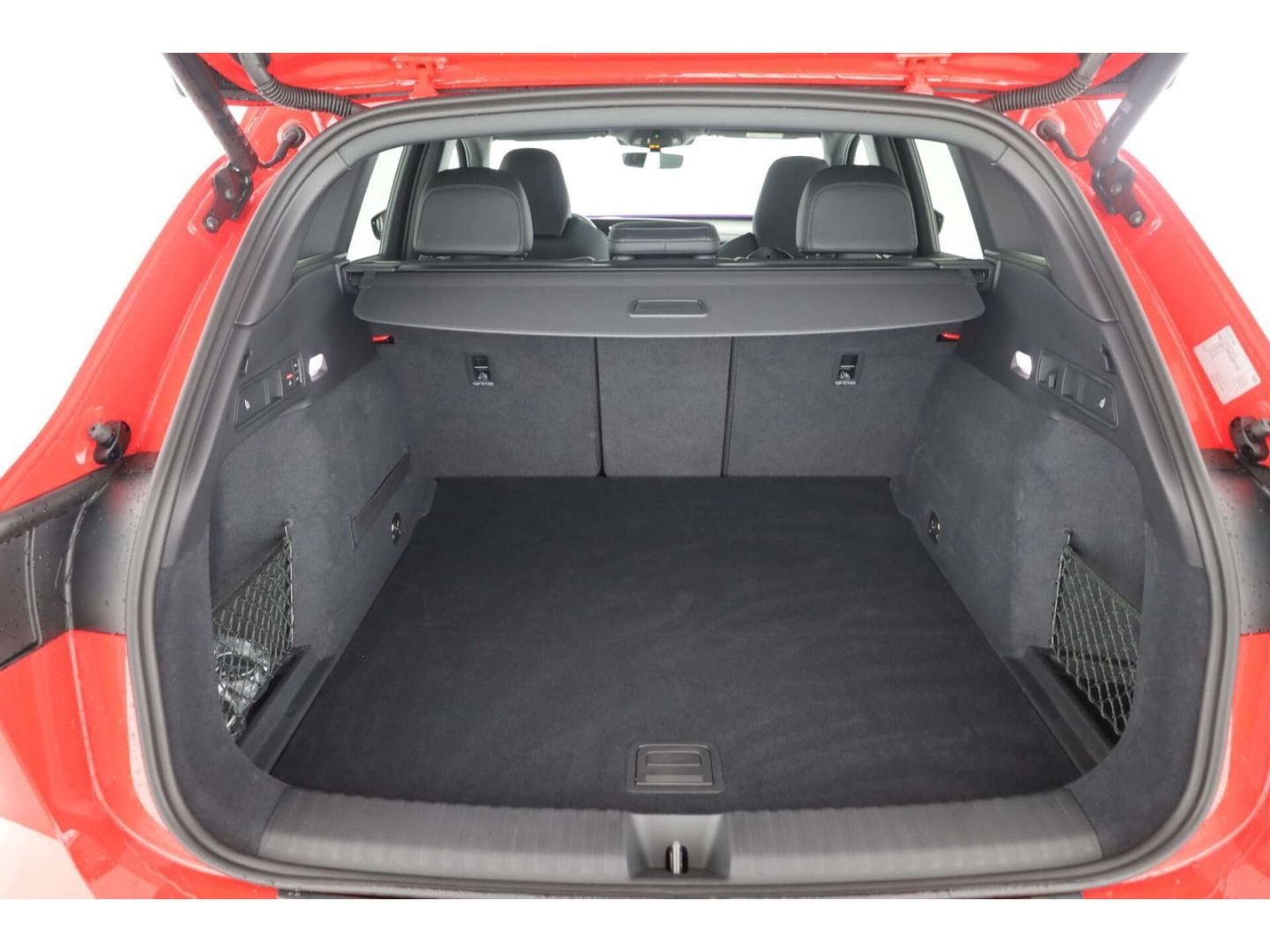 Audi SQ6 e-tron - Bild 13