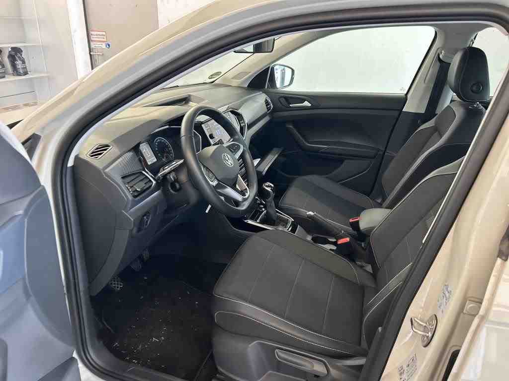 Volkswagen T-Cross - Bild 8