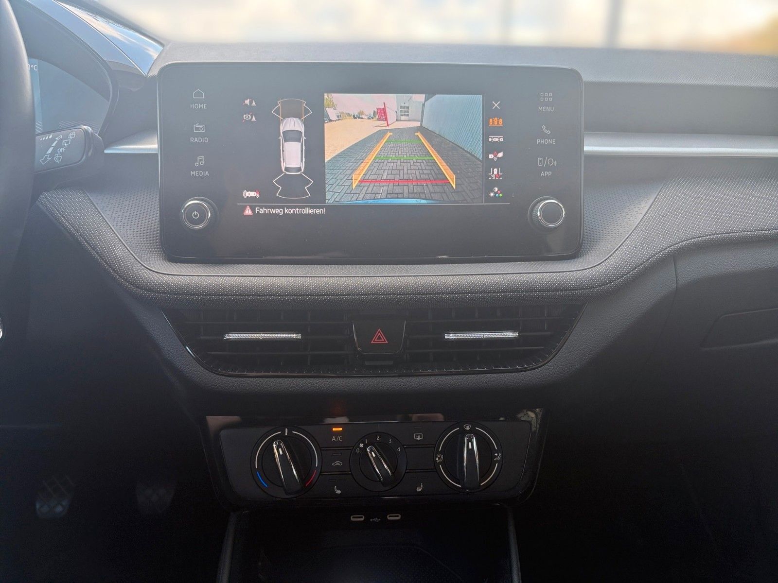 Fahrzeugabbildung SKODA Fabia Selection