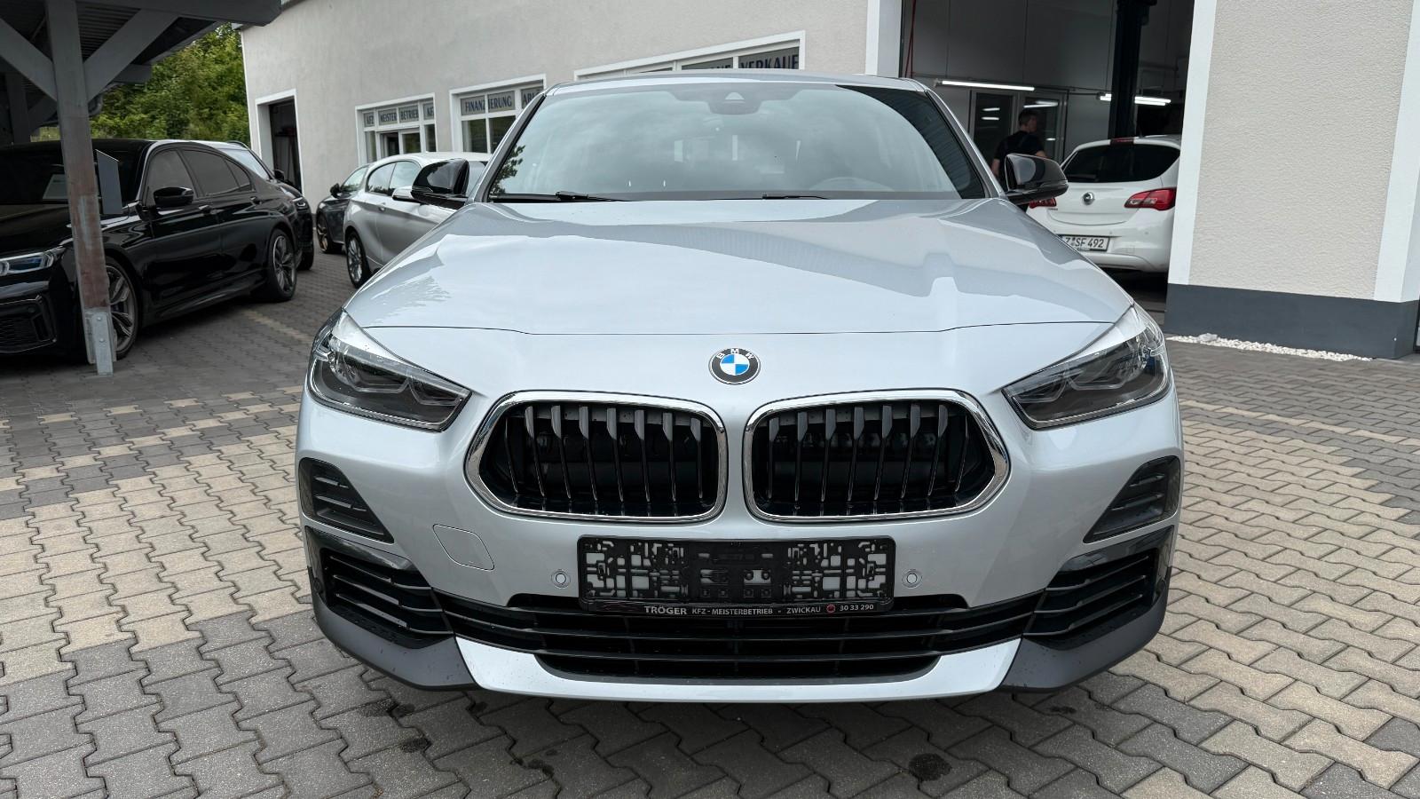 BMW X2 18d xDr LED Navi Temp Kam 18 Zoll Komfortzu