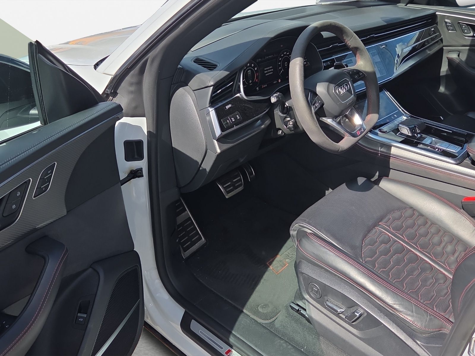 Audi RSQ8 - Bild 14