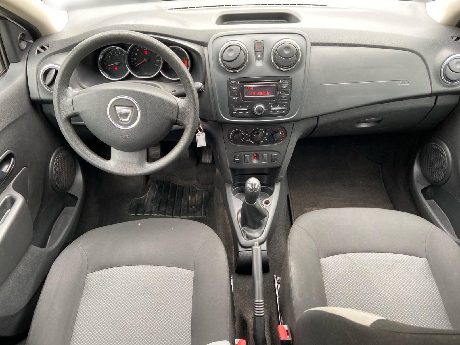 Dacia Logan 2015 — photo 12