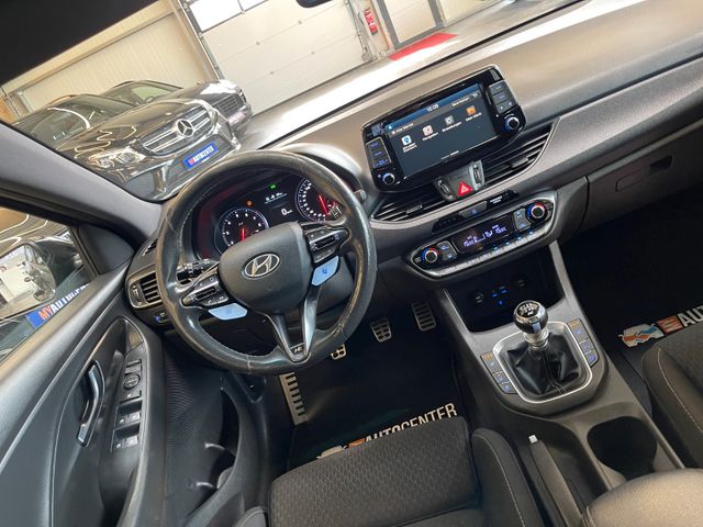 Hyundai i30 N Performance *NAVI*KAMERA*LED*PDC*SHA*TEMP*