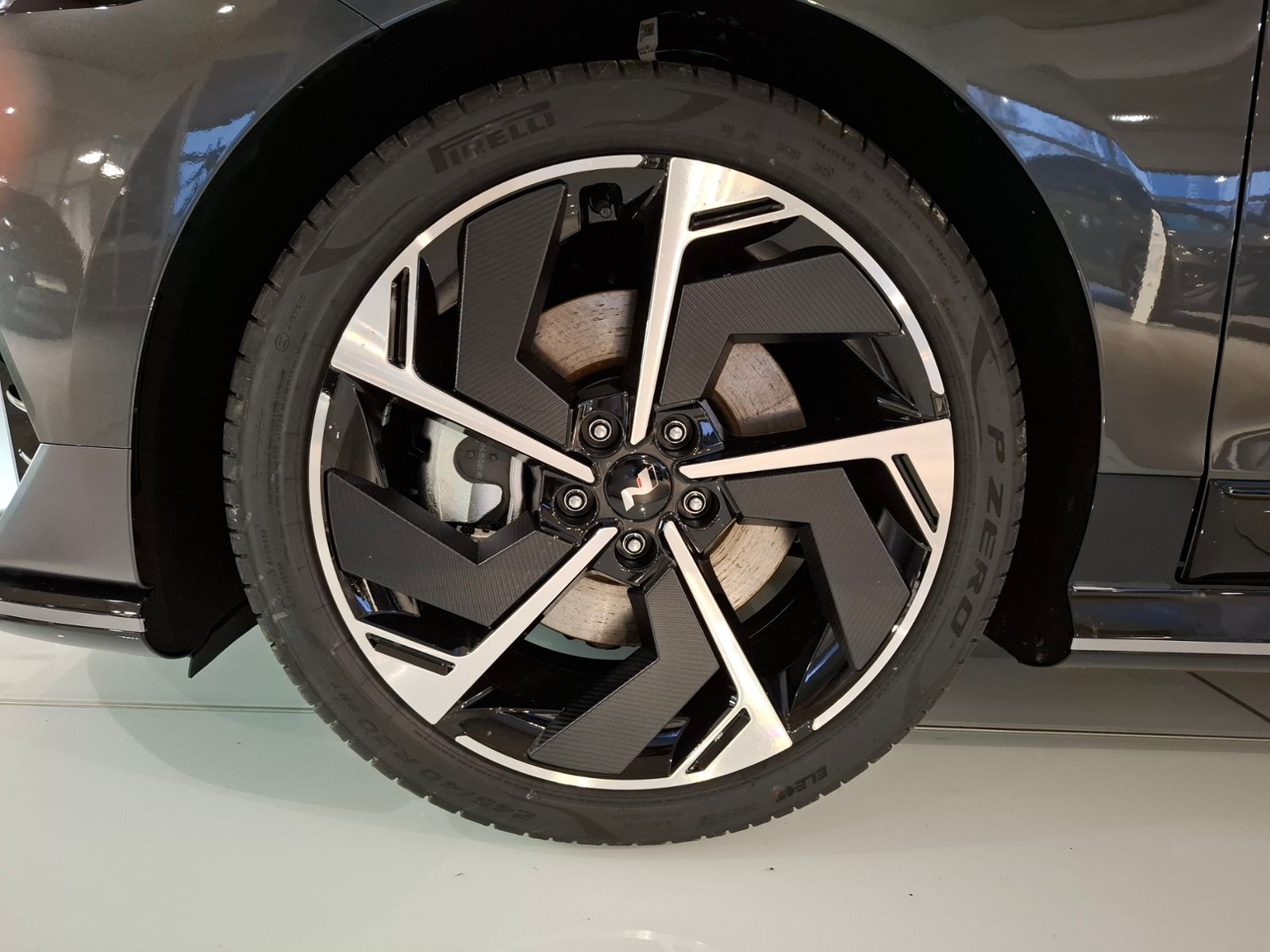 Hyundai IONIQ 6 - Bild 6