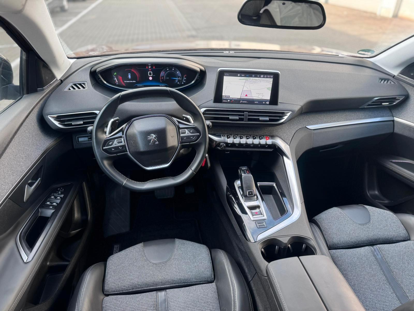 Peugeot 3008 Allure 1Hand 177Ps AHK TOP GEPFLEGT