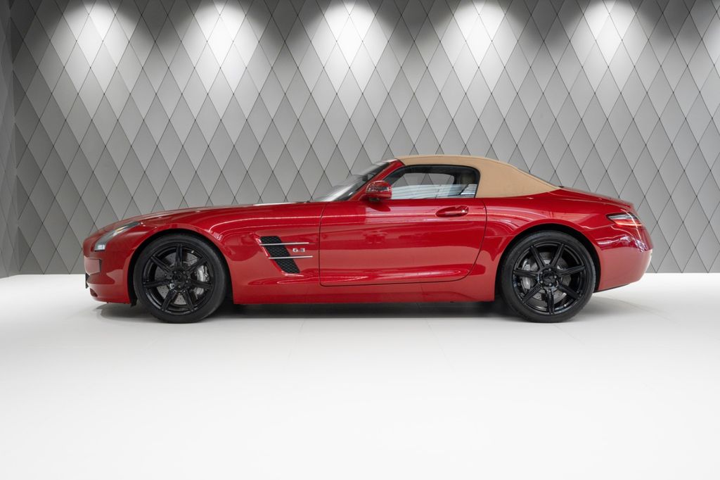 SLS AMG 6.2 V8 Roadster RED/BROWN CARBON - Bild 4