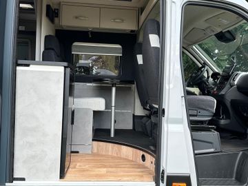 Bild 11 Opel Crosscamp Diesel 121kw - Längsbetten