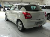 Suzuki Swift 90PS Klima DAB Kamera SHZ Carpl. Servo uvm - Suzuki in Bonn