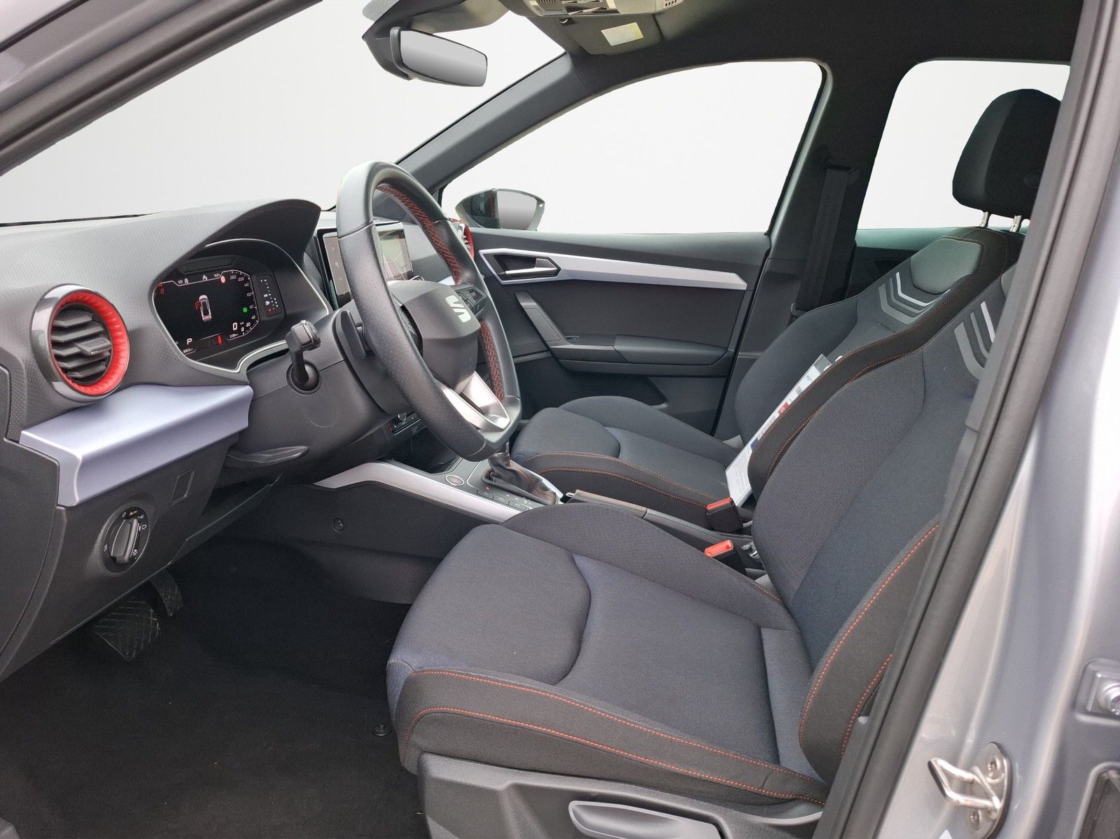 SEAT Arona FR 1.5 TSI DSG / NAVI / LED / ACC / SITZHE - Image 9