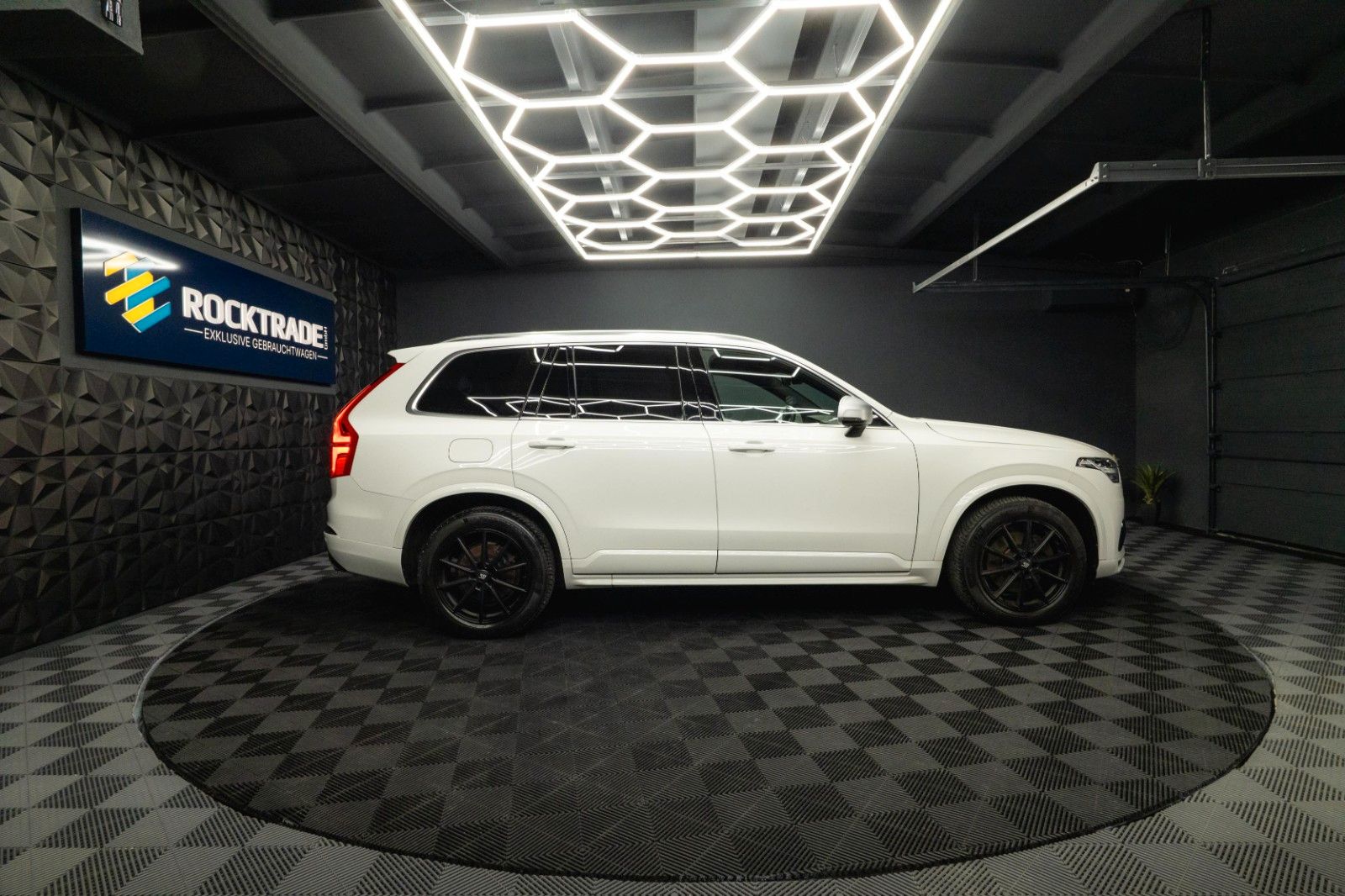 Fahrzeugabbildung Volvo XC90 R Design AWD Night-Paket | ACC | LED | DAB+
