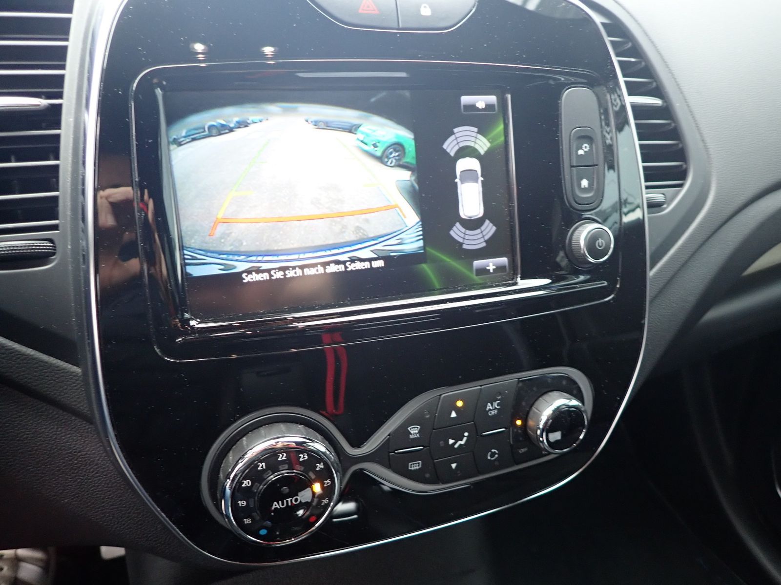 Fahrzeugabbildung Renault Captur VERSION S TCe 150 EDC/AUTOMATIK/